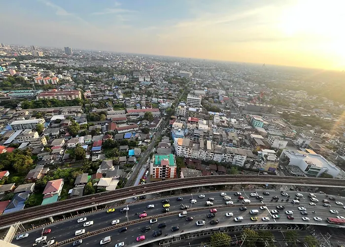 Wutthakat High-rise Exterior View Bangkok